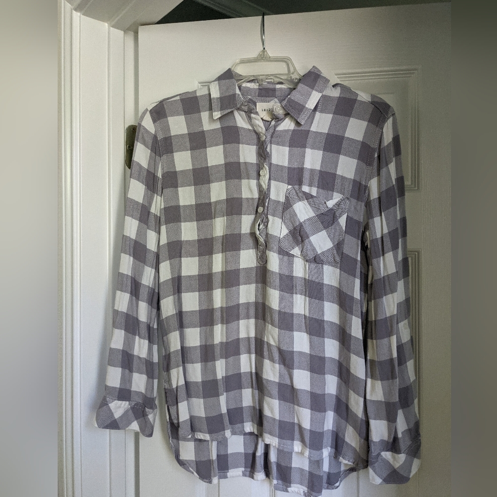 ID:23 button-down shirt